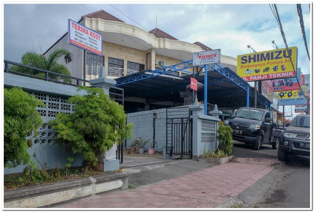 RedDoorz near Penimbangan Beach Singaraja Bagian luar foto